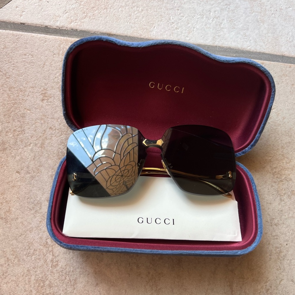 Gucci sunglasses for sale. Like new